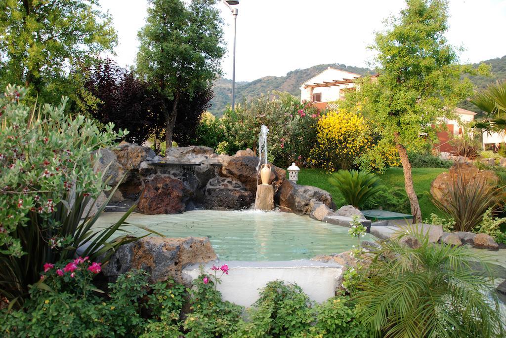 Alcantara Resort Di Charme Adults Only Gaggi Eksteriør billede