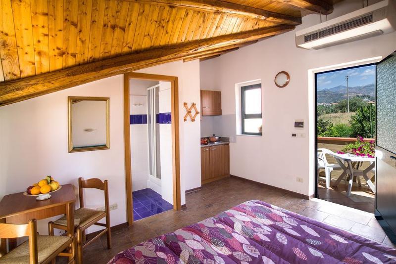 Alcantara Resort Di Charme Adults Only Gaggi Eksteriør billede