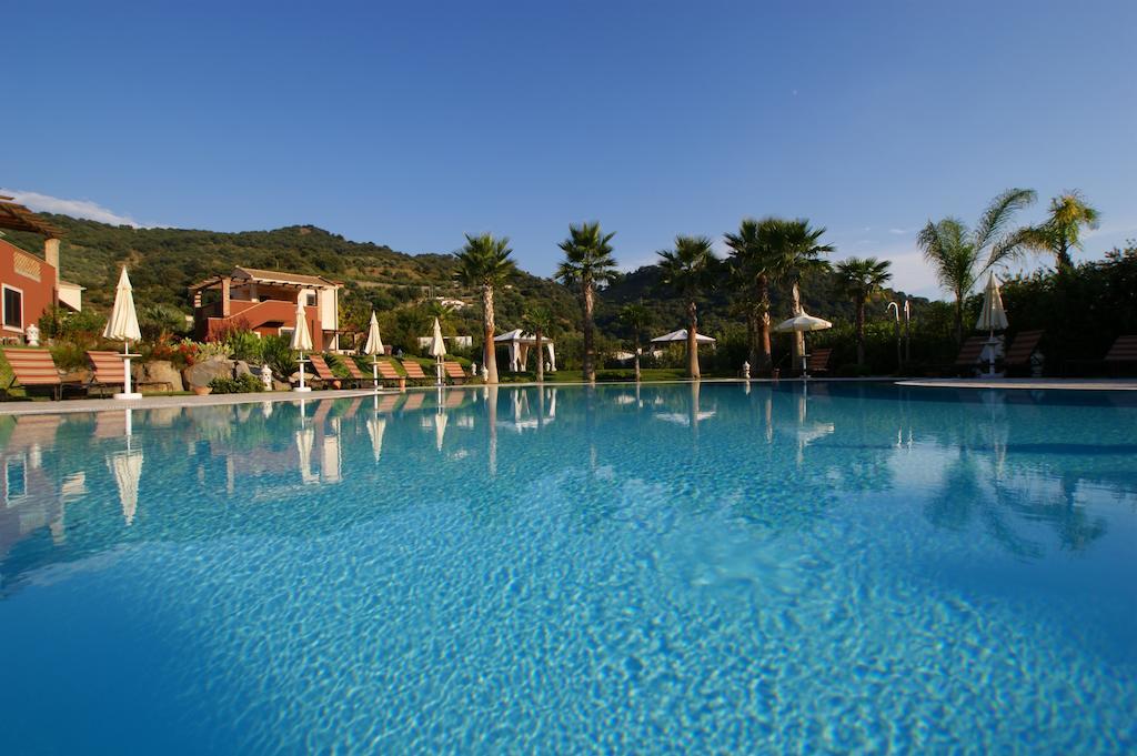 Alcantara Resort Di Charme Adults Only Gaggi Eksteriør billede