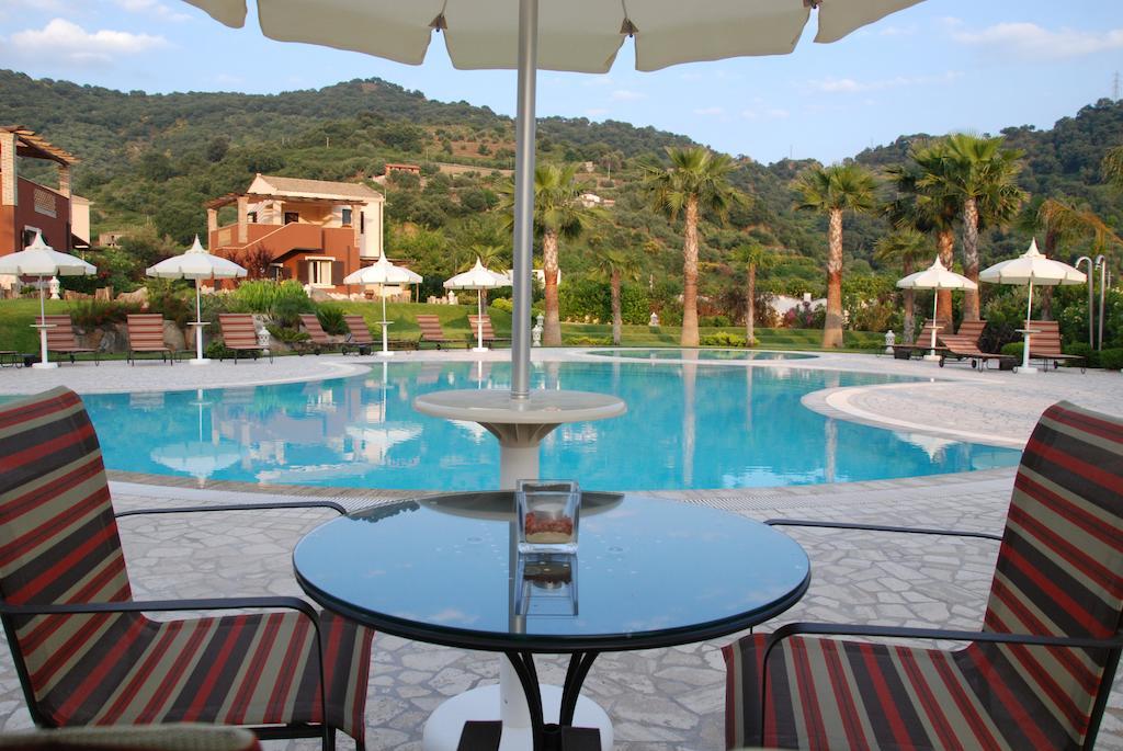 Alcantara Resort Di Charme Adults Only Gaggi Eksteriør billede